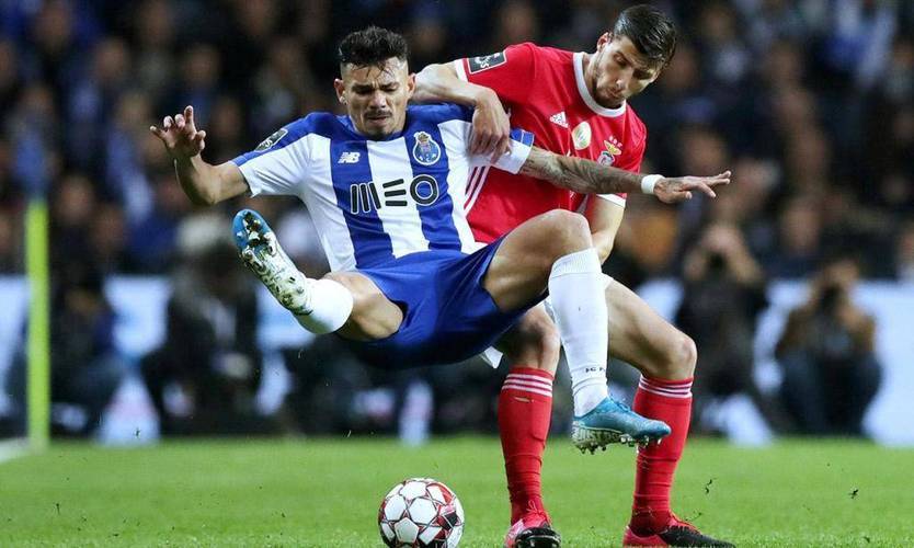 今夜葡超焦点战;迈阿密热火临场应变;引发热议;细节决定成败 今夜葡超焦点战;迈阿密热火临场应变;引发热议;细节决定成败