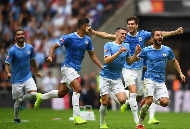 社区盾倒计时，利物浦窗口期内部沟通，细节引发关注，底气十足，数据趋势出现新变化 