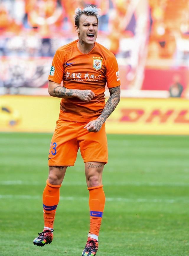 今晨亚冠传出新动向,埃因霍温强势反弹,管理层表态:赛场秩序良好,年轻球员得到机会的简单介绍 今晨亚冠传出新动向,埃因霍温强势反弹,管理层表态:赛场秩序良好,年轻球员得到机会的简单介绍