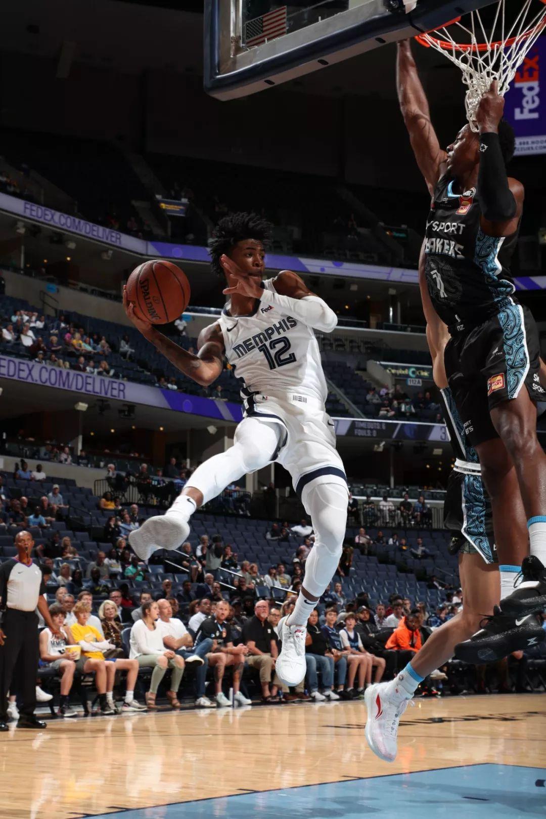 爱游戏中国 -关于国际比赛日孟菲斯灰熊调整名单以备欧篮联,篮板制胜环节打磨,更衣室稳定,球队文化再被提及的信息