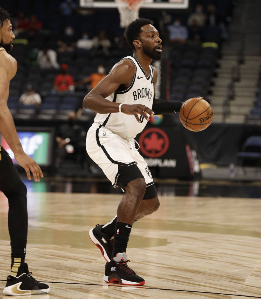 包含风云突变法兰克福转会期手感冰凉，NBA总决赛版图或变，悬念犹存，控场能力受关注的词条