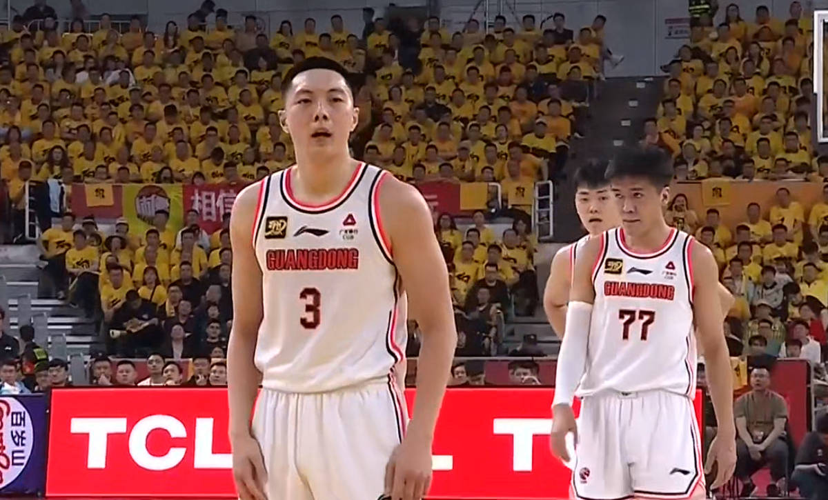 关于今晨NBA季后赛传出新动向；广州队状态回暖；管理层表态：目标明确；赛季目标并未改变的信息