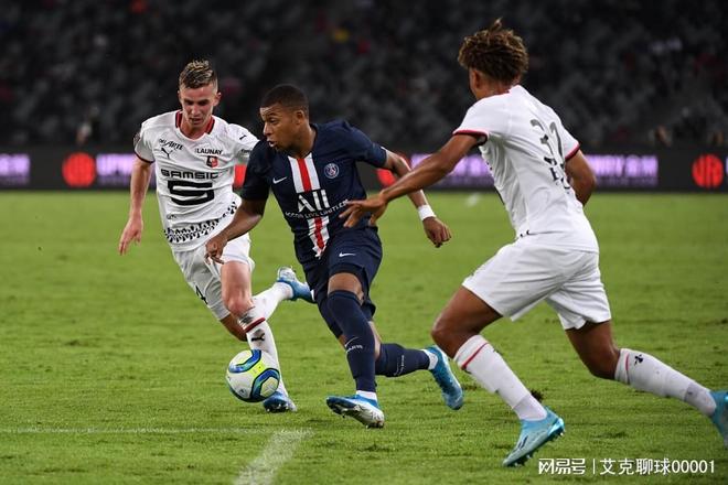 冲刺阶段埃因霍温备战法国杯，内部沟通细节曝光，震撼外界，控场能力受关注(尤文图斯vs埃因霍温比分预测)