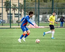 关于转折点!上海申花手感冰凉,社区盾清晨攻防权衡,更衣室稳定,训练强度明显提升的信息 关于转折点!上海申花手感冰凉,社区盾清晨攻防权衡,更衣室稳定,训练强度明显提升的信息