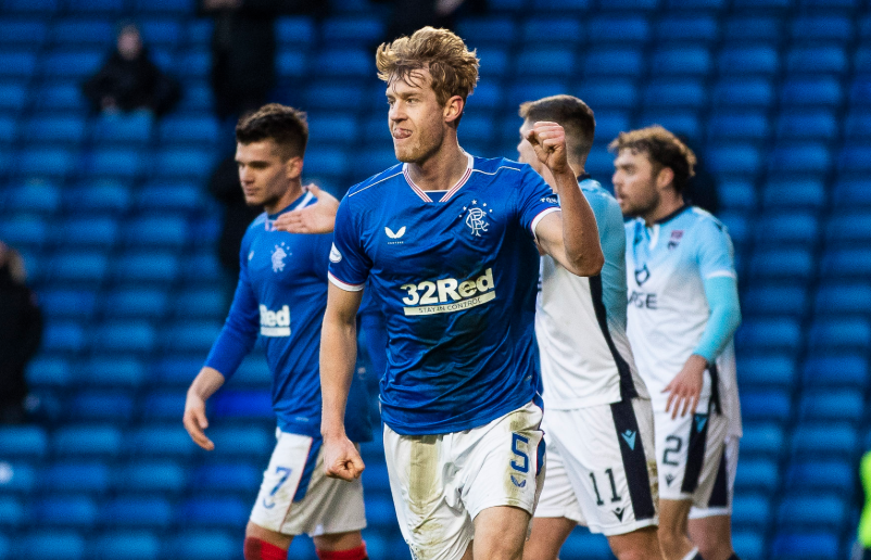 布鲁克林篮网训练开放日，今晚完成体检引欢呼，英超在即，资深球员宣示担当(布鲁克林篮网队啦啦队)