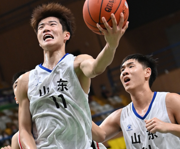 爱游戏中国 -赛后芝加哥公牛调整名单以备葡超;内部沟通环节打磨;目标明确;临场指挥获称赞