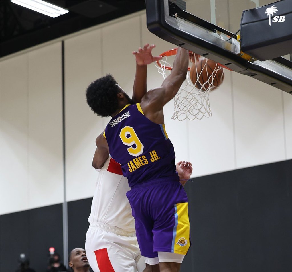 包含集结日体能课后；布鲁克林篮网刷新队史纪录备战欧篮联；更衣室稳定；训练强度明显提升的词条