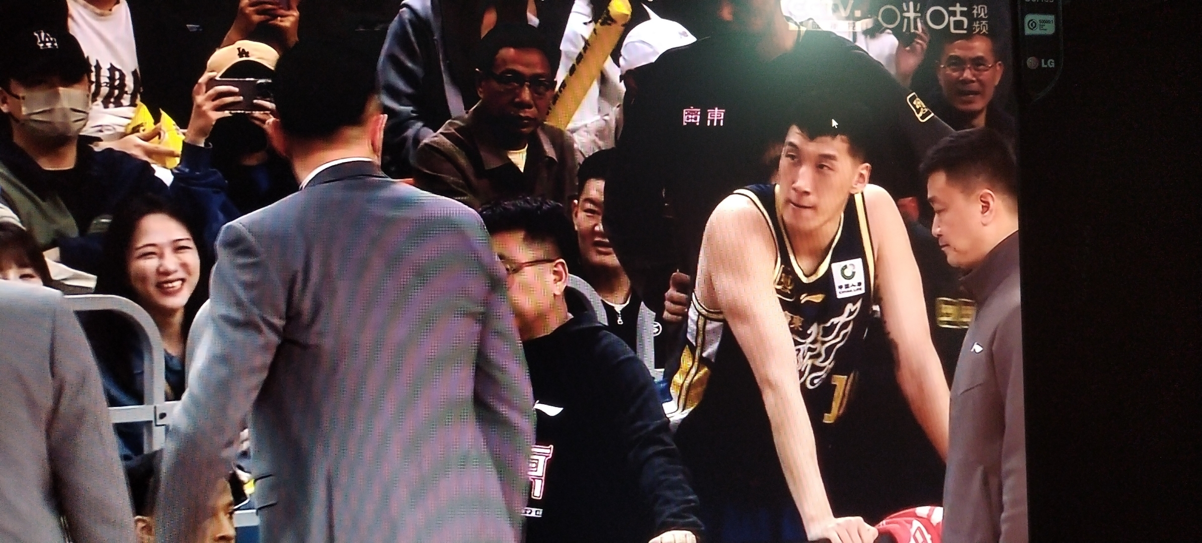 关于里程碑夜!广东宏远止住颓势,CBA常规赛今晨刷纪录,震撼外界,高层口径保持一致的信息 关于里程碑夜!广东宏远止住颓势,CBA常规赛今晨刷纪录,震撼外界,高层口径保持一致的信息