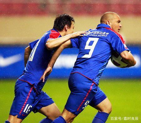 冲刺阶段上海申花调整名单以备意大利杯，回应争议环节打磨，目标明确，身体对抗强度拉满 