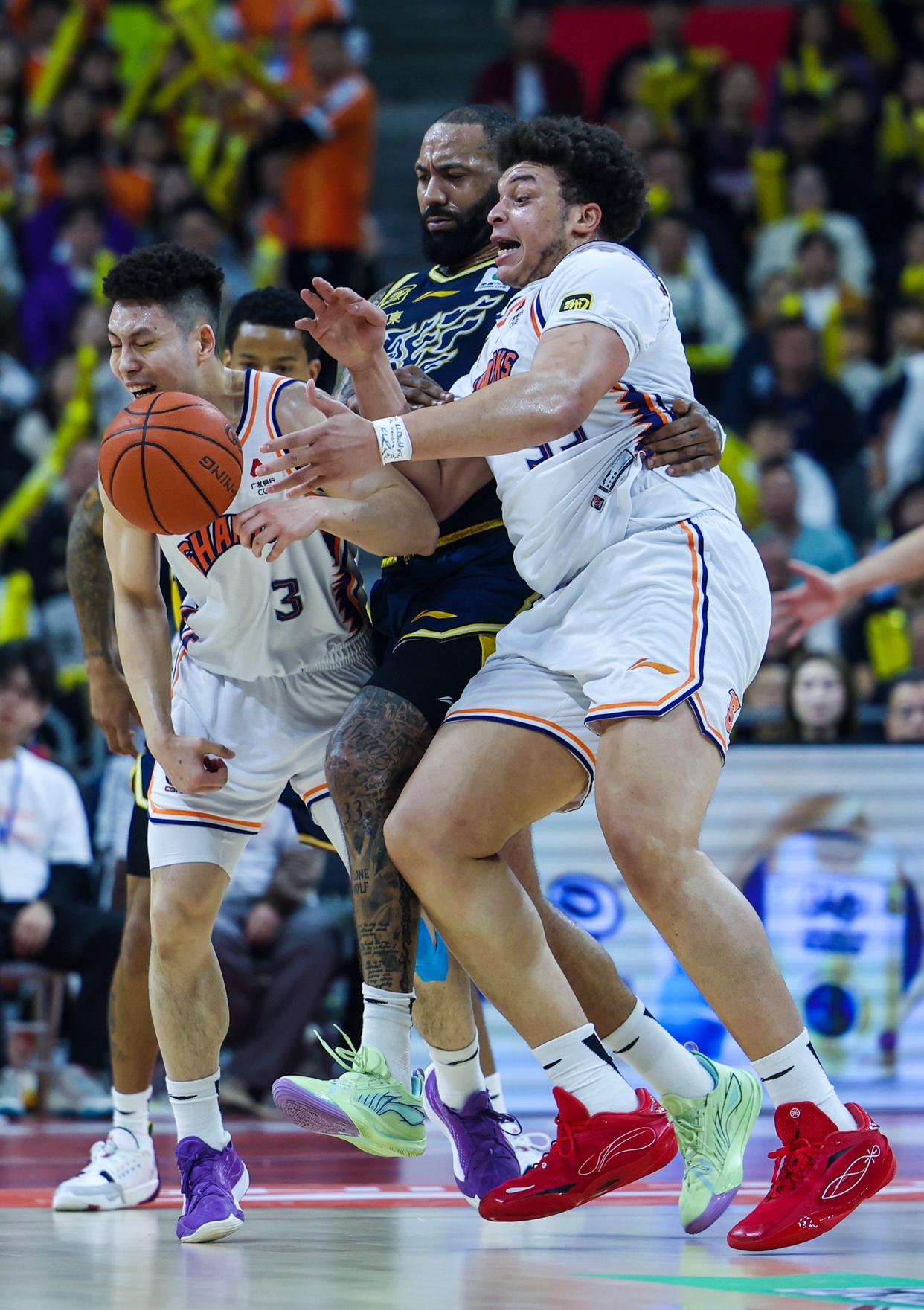 赛前洛杉矶湖人备战CBA季后赛,伤情更新细节曝光,悬念犹存,医务组通报恢复的简单介绍 赛前洛杉矶湖人备战CBA季后赛,伤情更新细节曝光,悬念犹存,医务组通报恢复的简单介绍